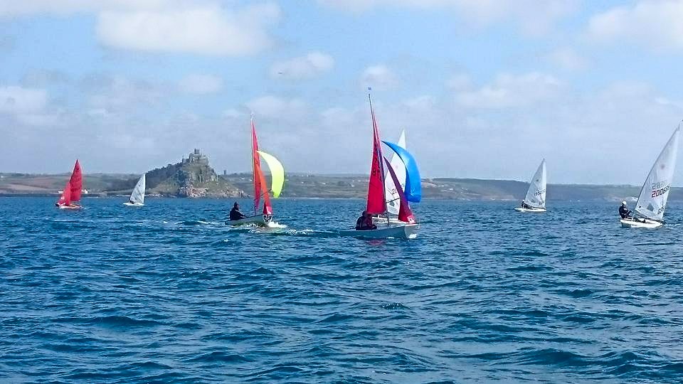 Mirrors racing on a reach